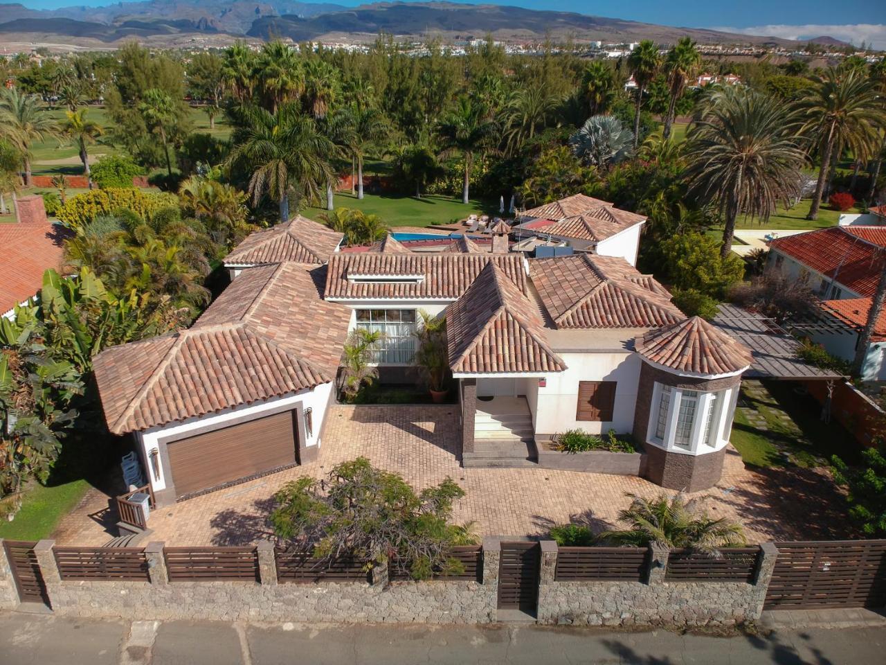 Maspalomas Golfside Luxury Villa ซานบาร์โตโลเม ภายนอก รูปภาพ